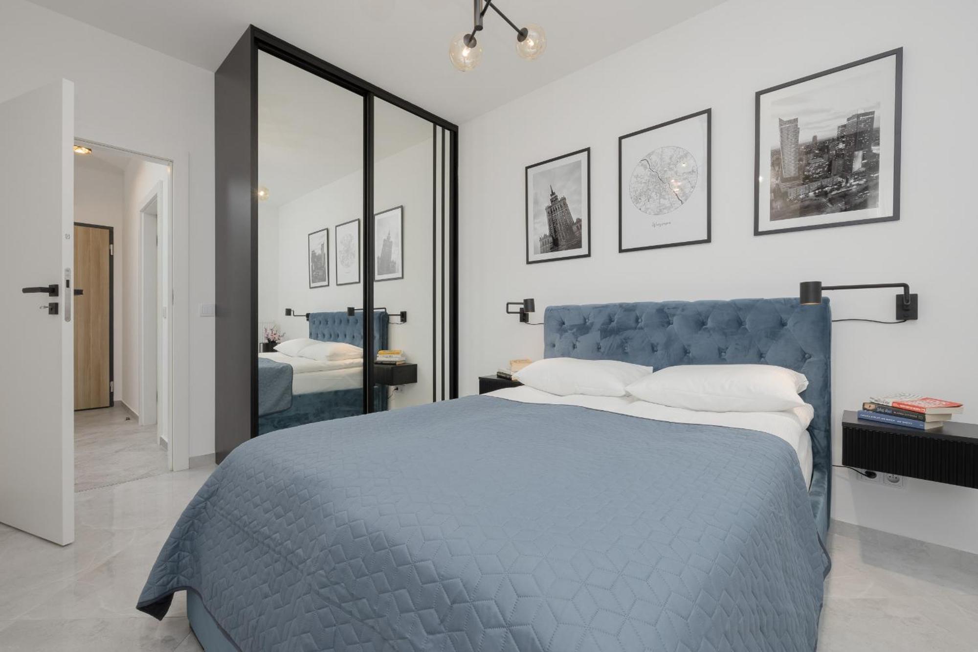 Apartment With Balcony & Parking In Warsaw By Noclegi Renters 외부 사진